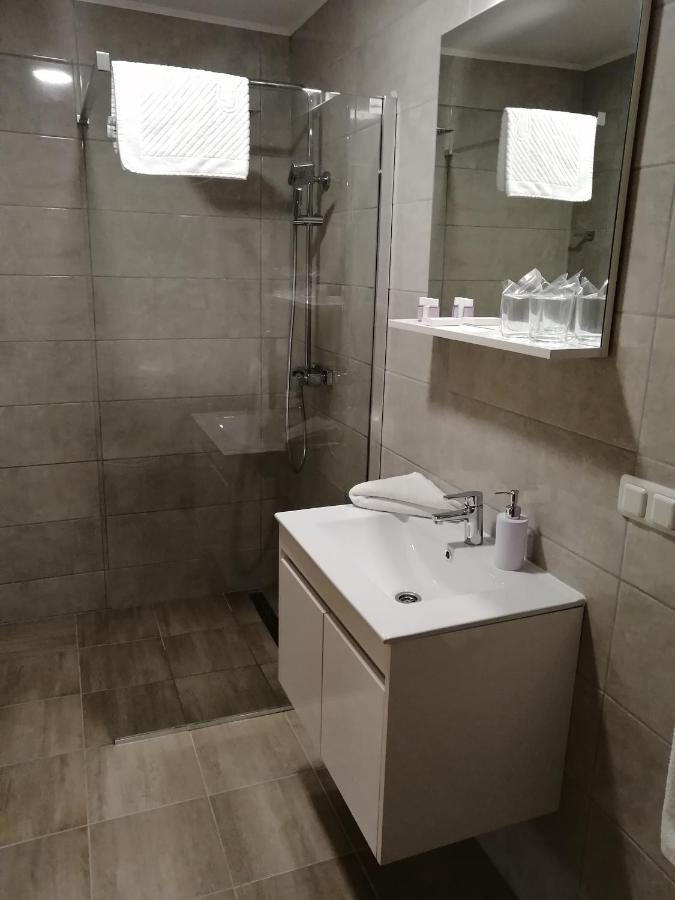 Grabusic Farma & Apartmani II Opg Sasa Delic מראה חיצוני תמונה